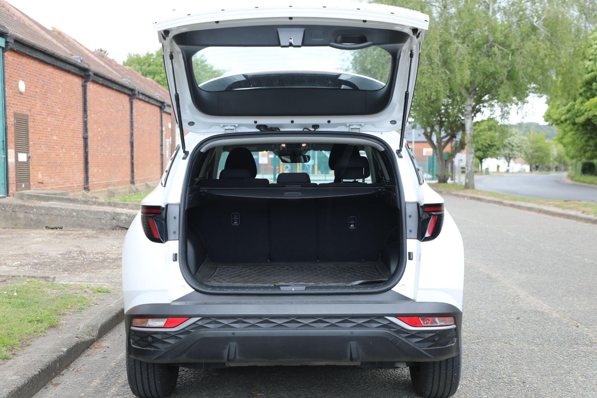 Large vehicle image
